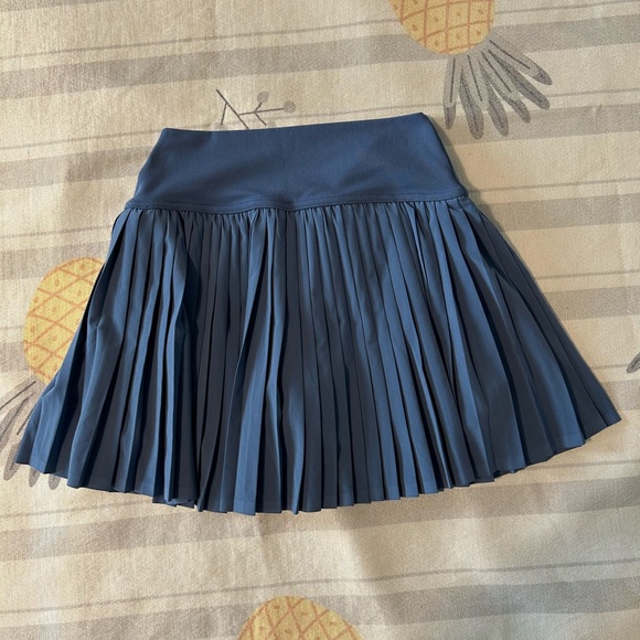 OFFLINE By Aerie All Aces Tennis Skort - Picture 2 of 8